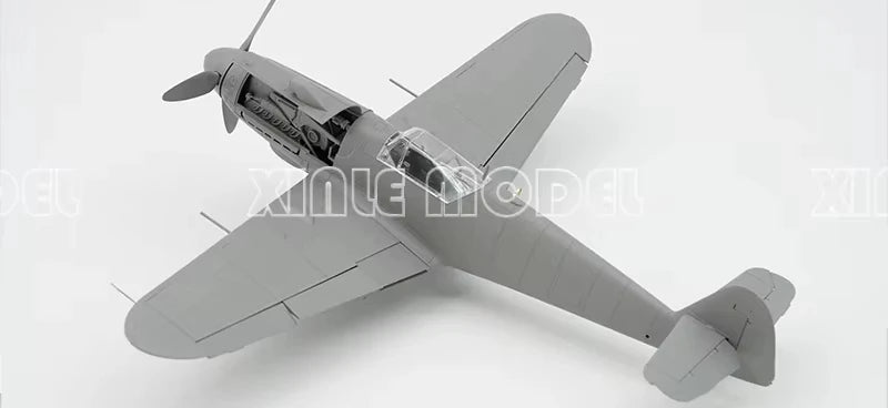 BORDER Plastic Assembled Aircraft Model Kit BF-013  Bf109 G-10 Fighter 1/35